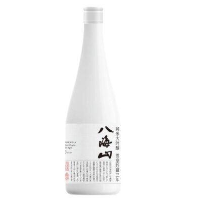Hakkaisan Junmai Daiginjo 3-Year Aged Sake 17% - 720ml